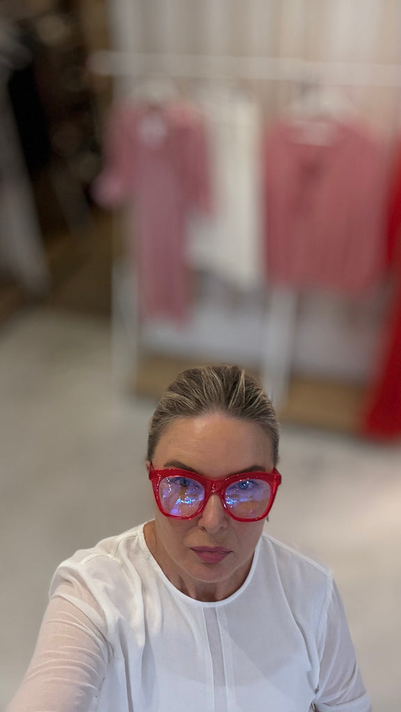 How to Choose Sunglasses for YOUR Face Shape