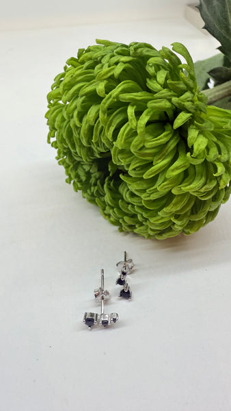 Mini black cluster earring NEW